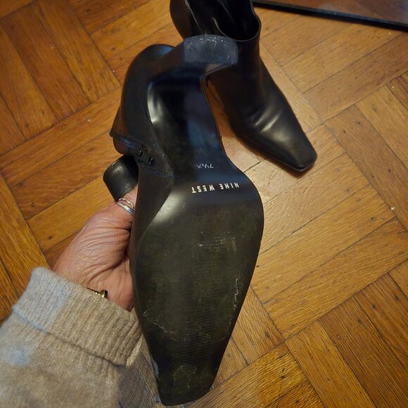 Nine West leather booties 7.5 Hp🔥🔥💓🔥 - Picture 5 of 7